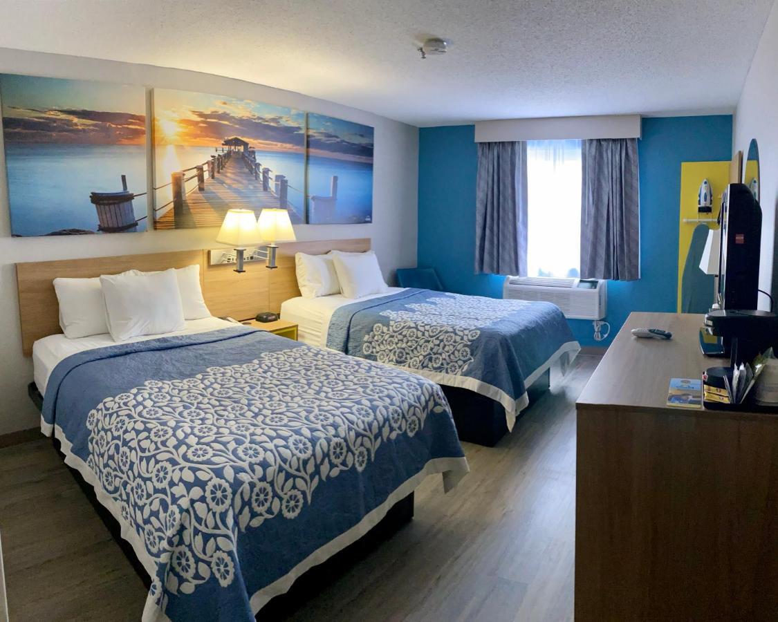 Days Inn By Wyndham Brunswick Bath Area מראה חיצוני תמונה