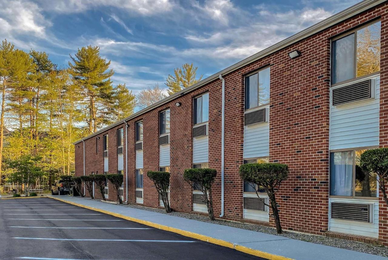Days Inn By Wyndham Brunswick Bath Area מראה חיצוני תמונה