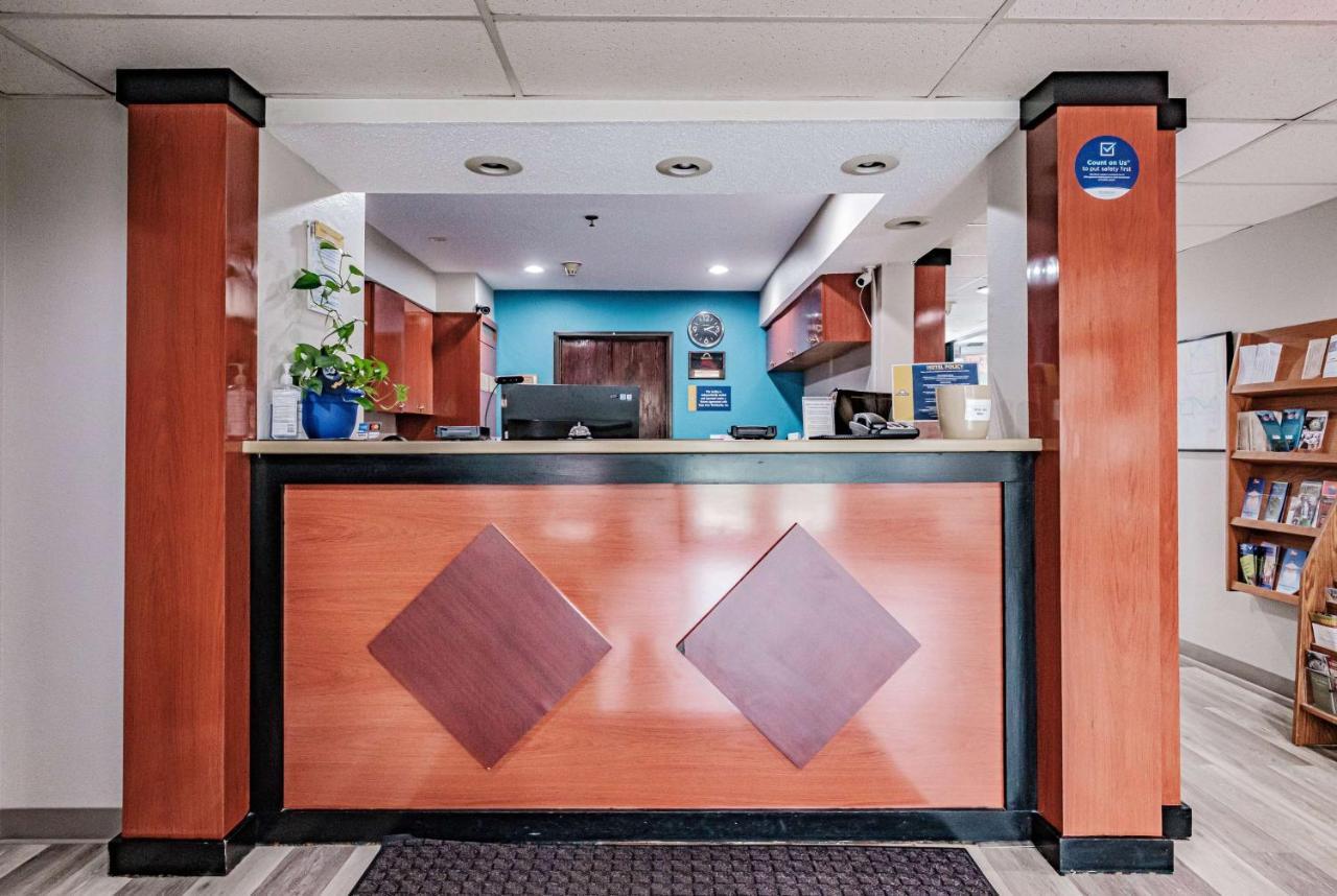 Days Inn By Wyndham Brunswick Bath Area מראה חיצוני תמונה