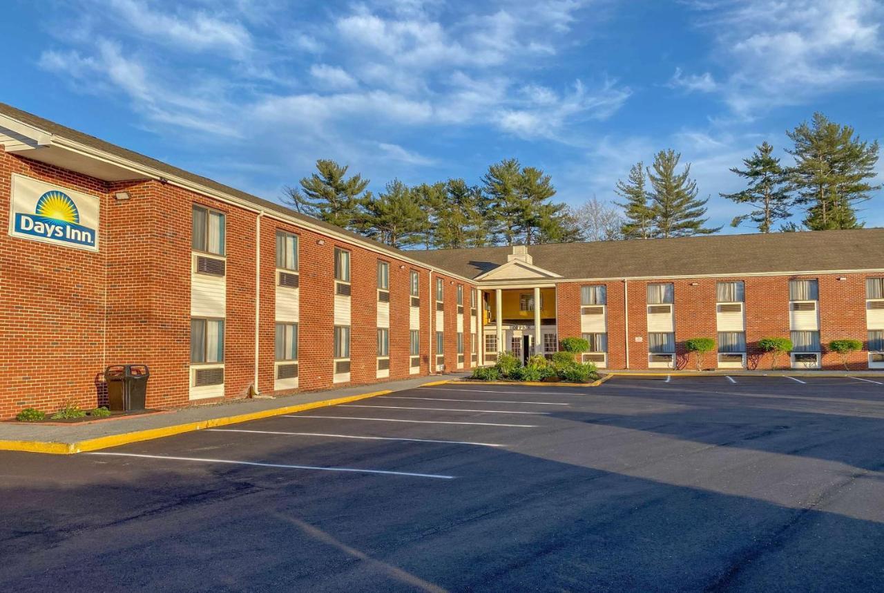 Days Inn By Wyndham Brunswick Bath Area מראה חיצוני תמונה