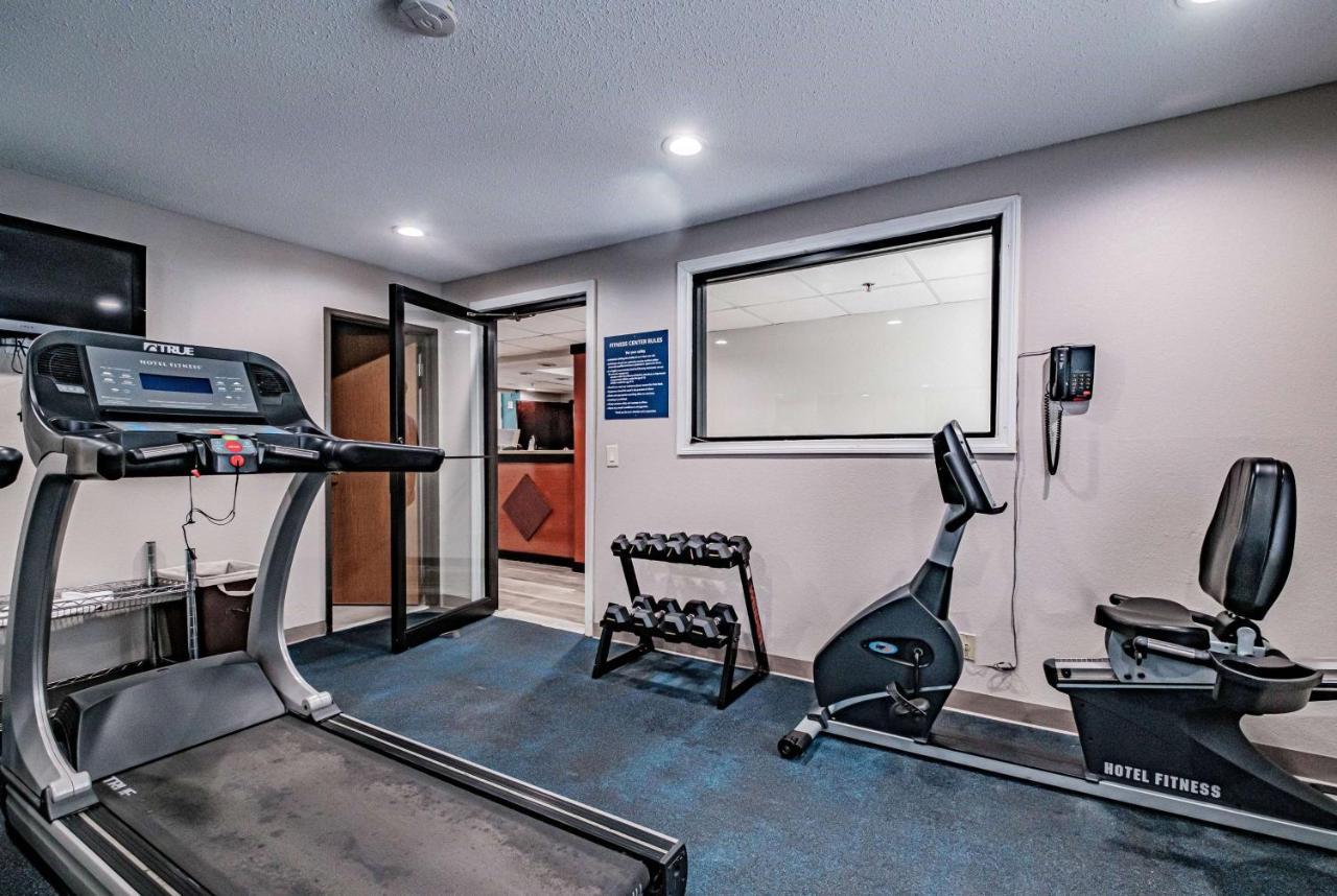Days Inn By Wyndham Brunswick Bath Area מראה חיצוני תמונה