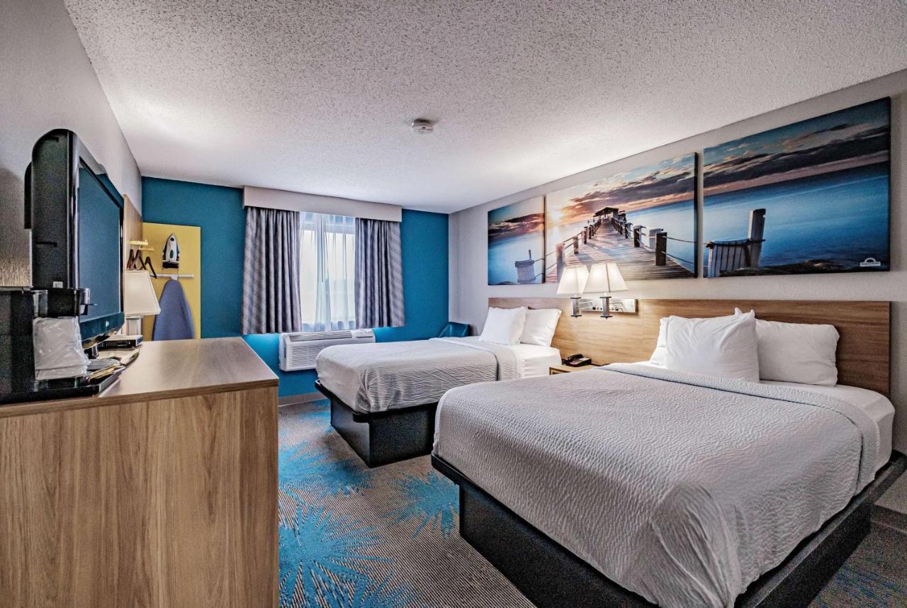 Days Inn By Wyndham Brunswick Bath Area מראה חיצוני תמונה