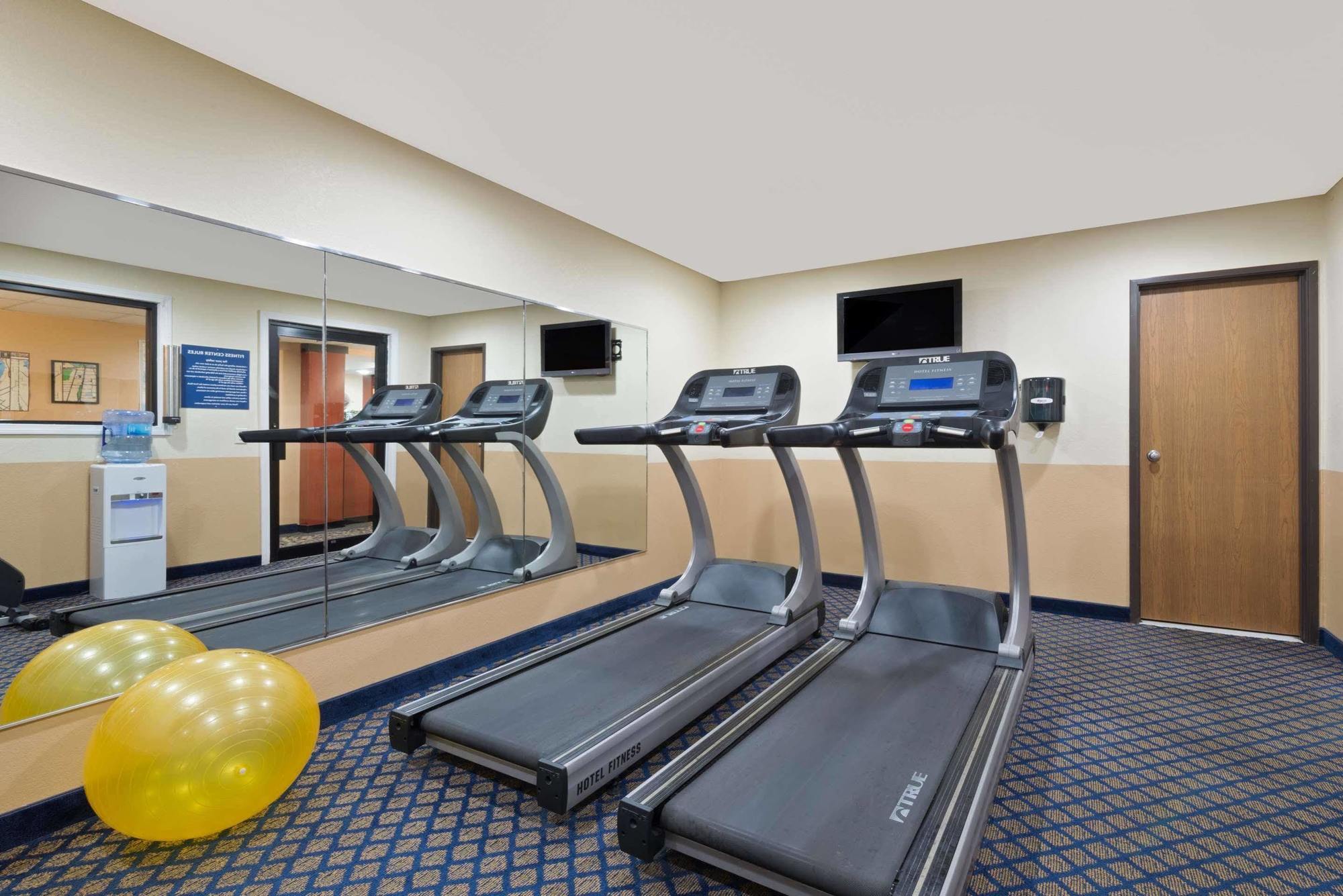 Days Inn By Wyndham Brunswick Bath Area מראה חיצוני תמונה